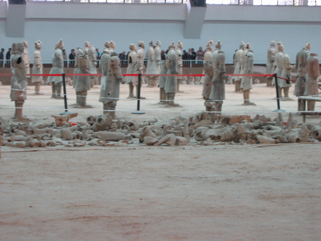 Xi'an: Terra cotta warriors archaeologists' work area
